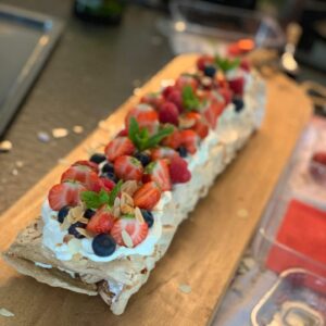 Norelli Pavlova Dessert